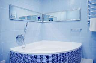 Отель Hotel Dobrodiy Винница Люкс-3